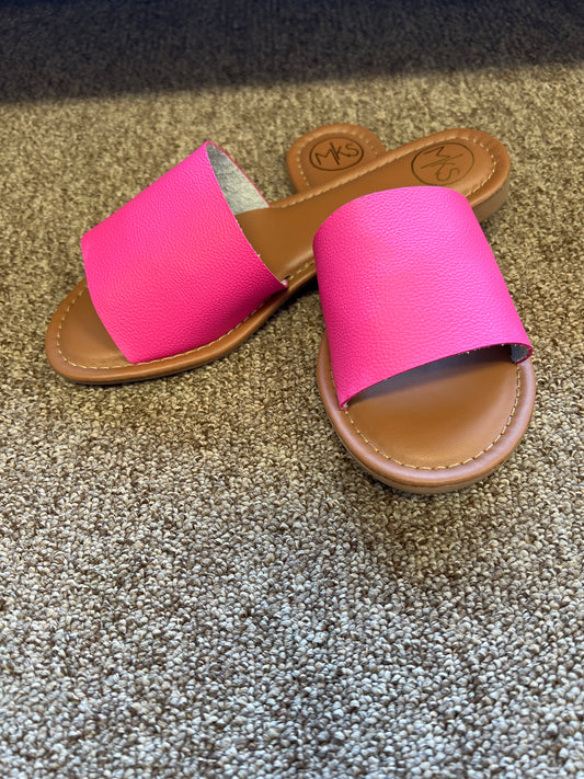 Somewhere Warm Casual Pink Sandal